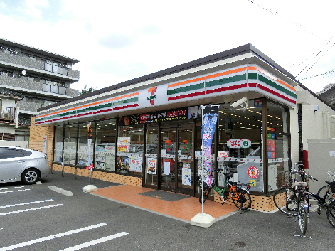 マーキー　ストゥーディオ コンビ二