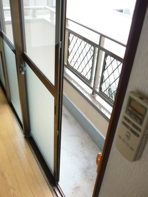 シャトレ三蔵子 ベランダ