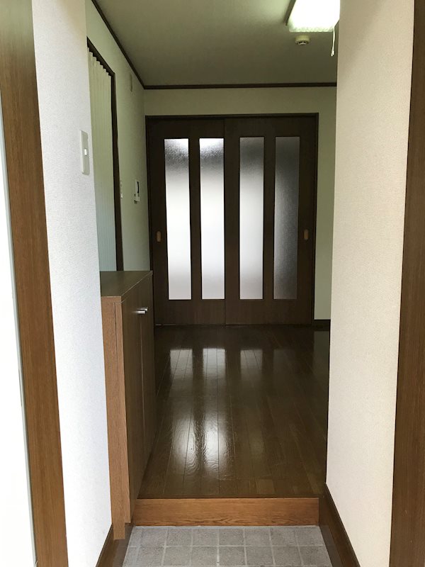 ウィステリアⅤ 玄関