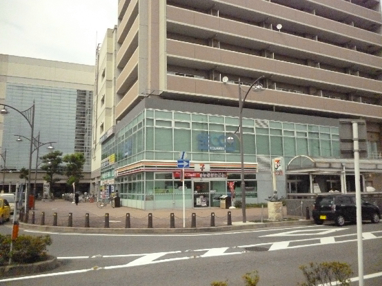 コンビ二：ｾﾌﾞﾝｲﾚﾌﾞﾝ 北名古屋西春駅前店　453m　近隣