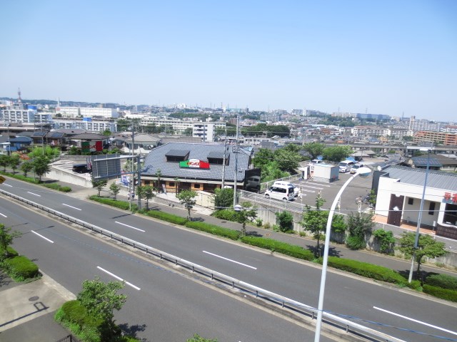 外観画像：マンション周りの景色