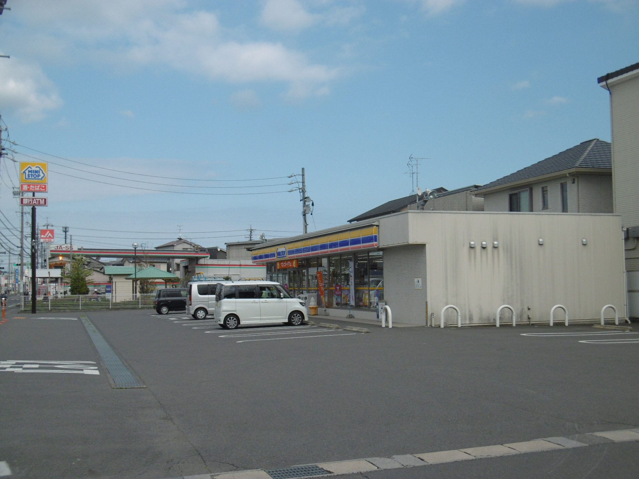 コンビ二：ﾐﾆｽﾄｯﾌﾟ 清水押切店　56m