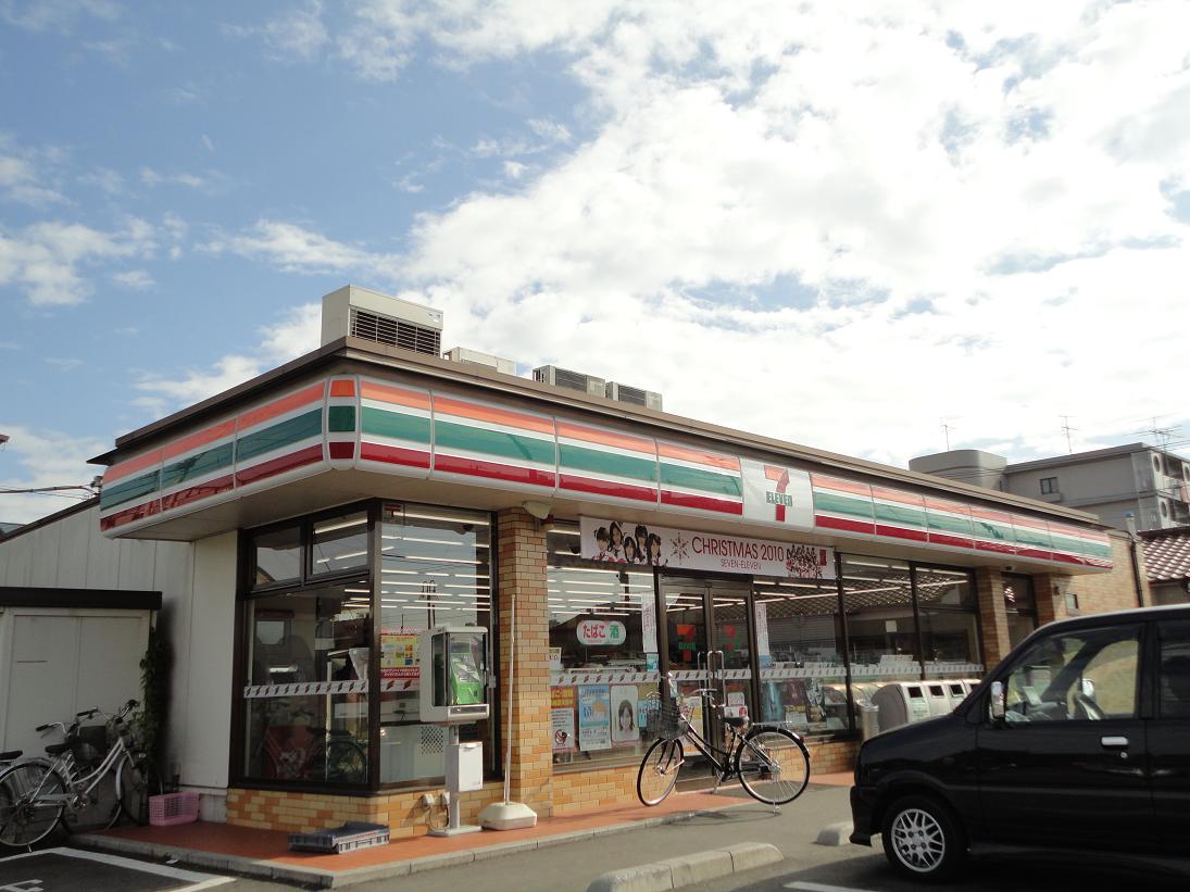 コンビ二：ｾﾌﾞﾝｲﾚﾌﾞﾝ さいたま吉野町1丁目店　355m