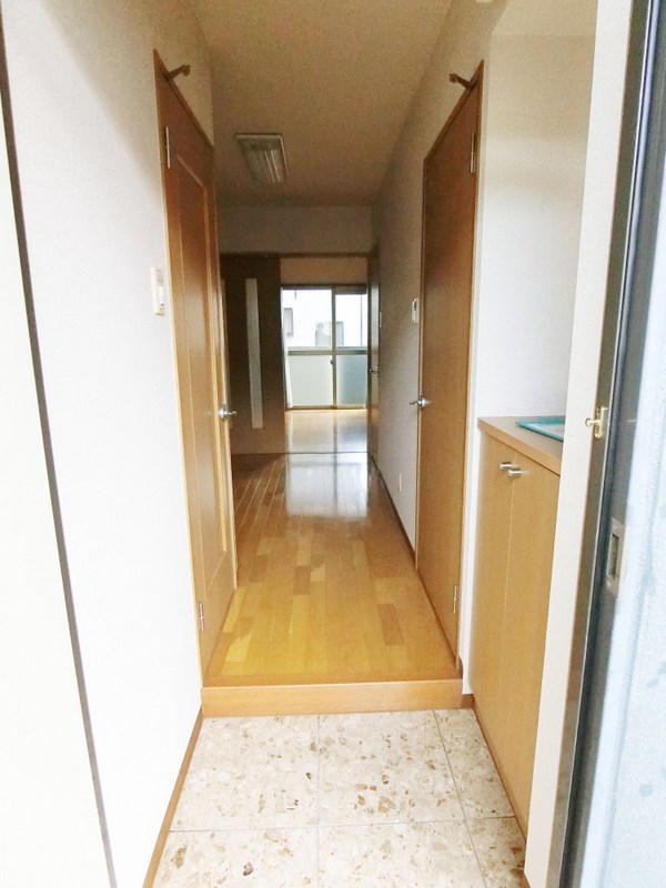 ＢＥＳＴ　ＨＯＵＳＥ　華 玄関