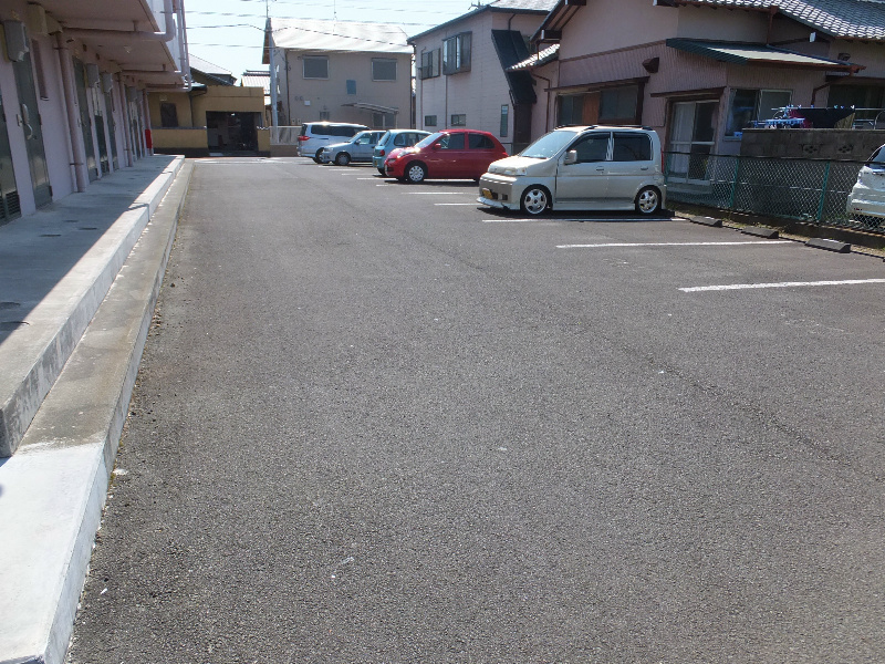 リベルテイシダ 駐車場