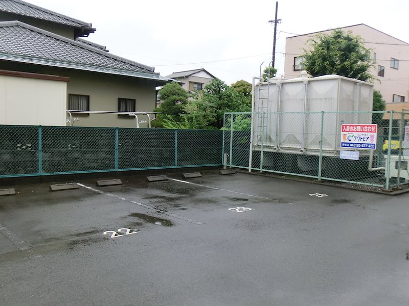 オラシオンＭ 駐車場