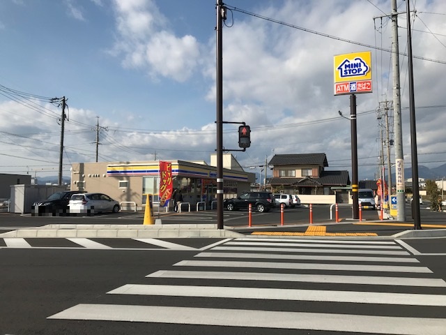 アンソレイエ・槙 コンビ二