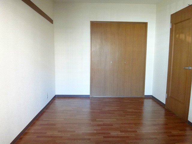 アーバン岳陽 ベッドルーム