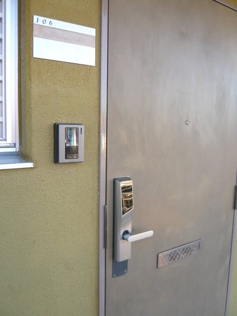 マンションClover 玄関