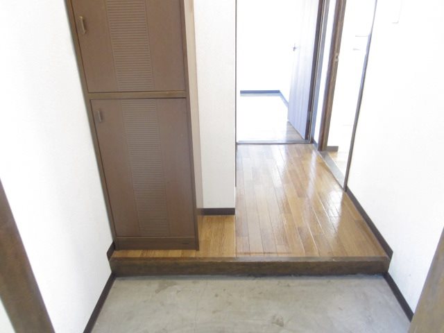 ハピネスⅢ 玄関
