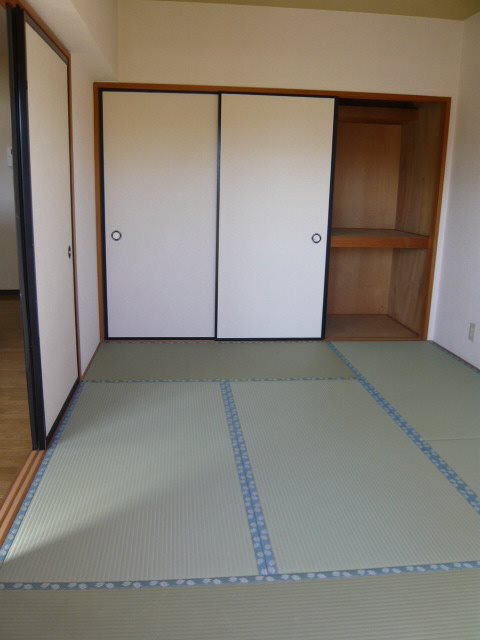 エクセレントM2 ベッドルーム