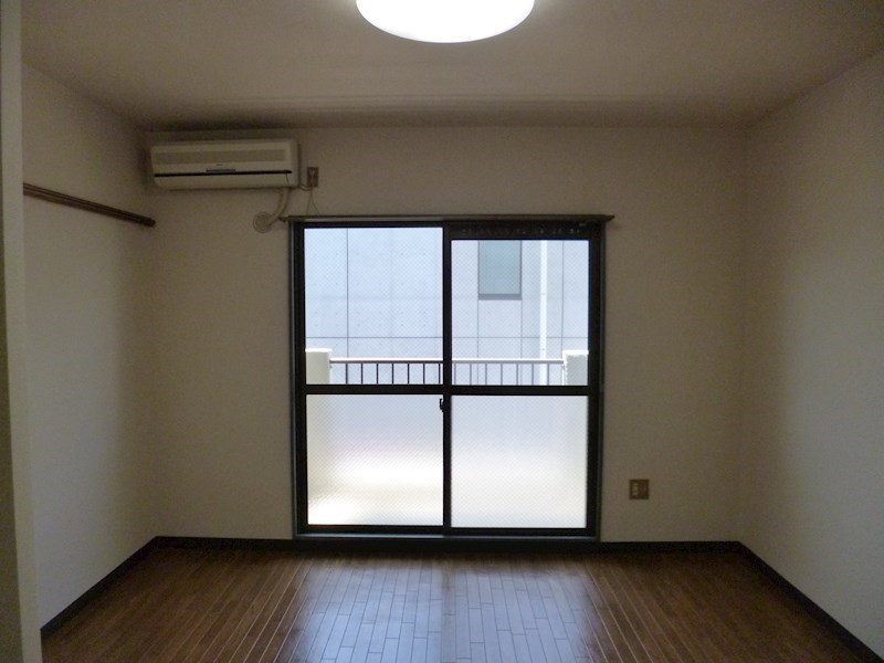その他：同タイプの写真です