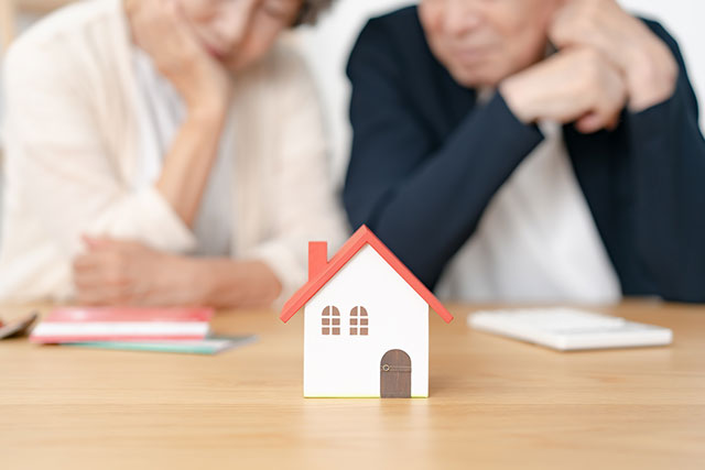 「老後に賃貸は借りられない」って噂は嘘？借りやすい物件の特徴とは